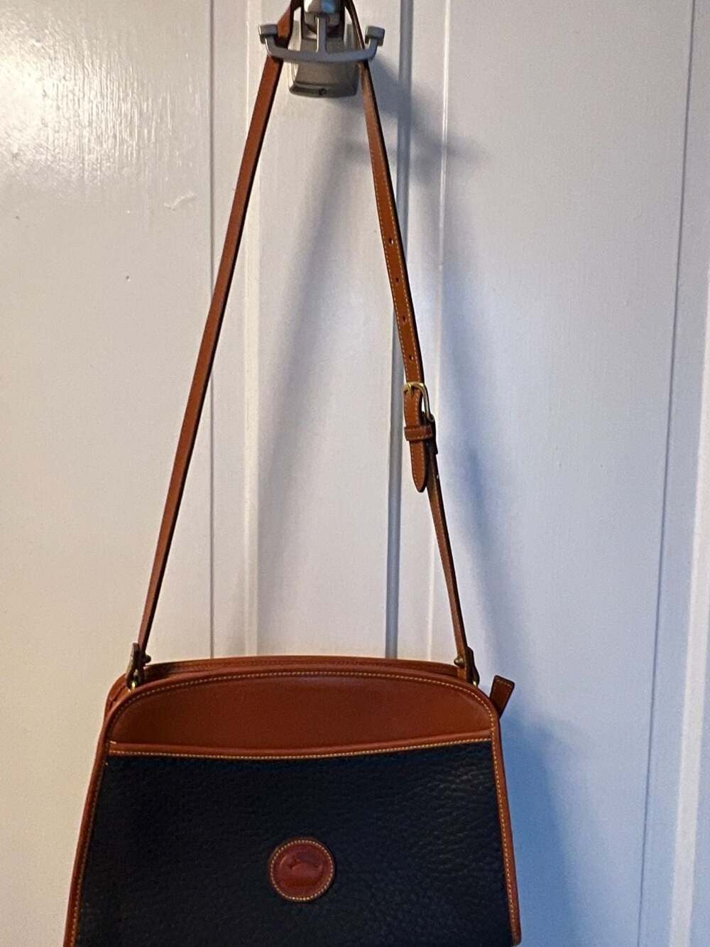 Vintage Dooney & Bourke All Weather Pebbled Leather Two Tone Crossbody Shoulder